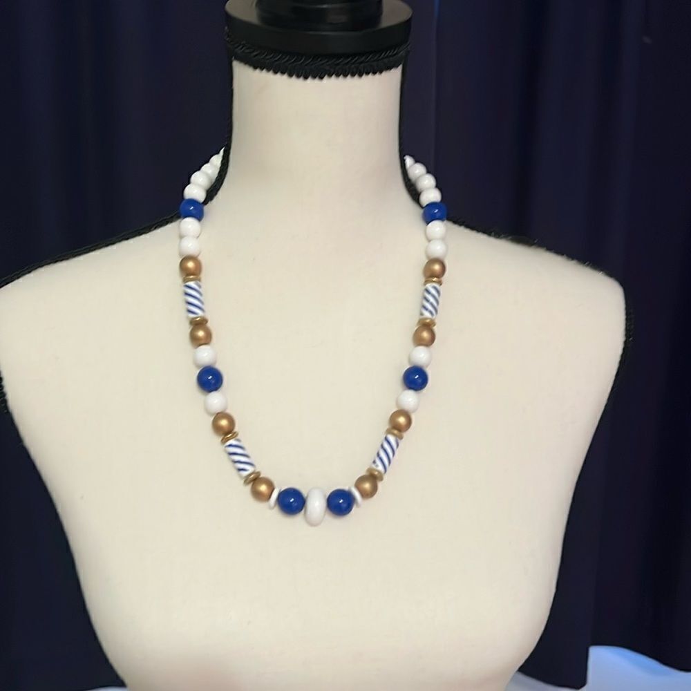 Vtg Avon 22" Plastic Beaded Necklace “Port Of Call" Nautical Blue White Gold